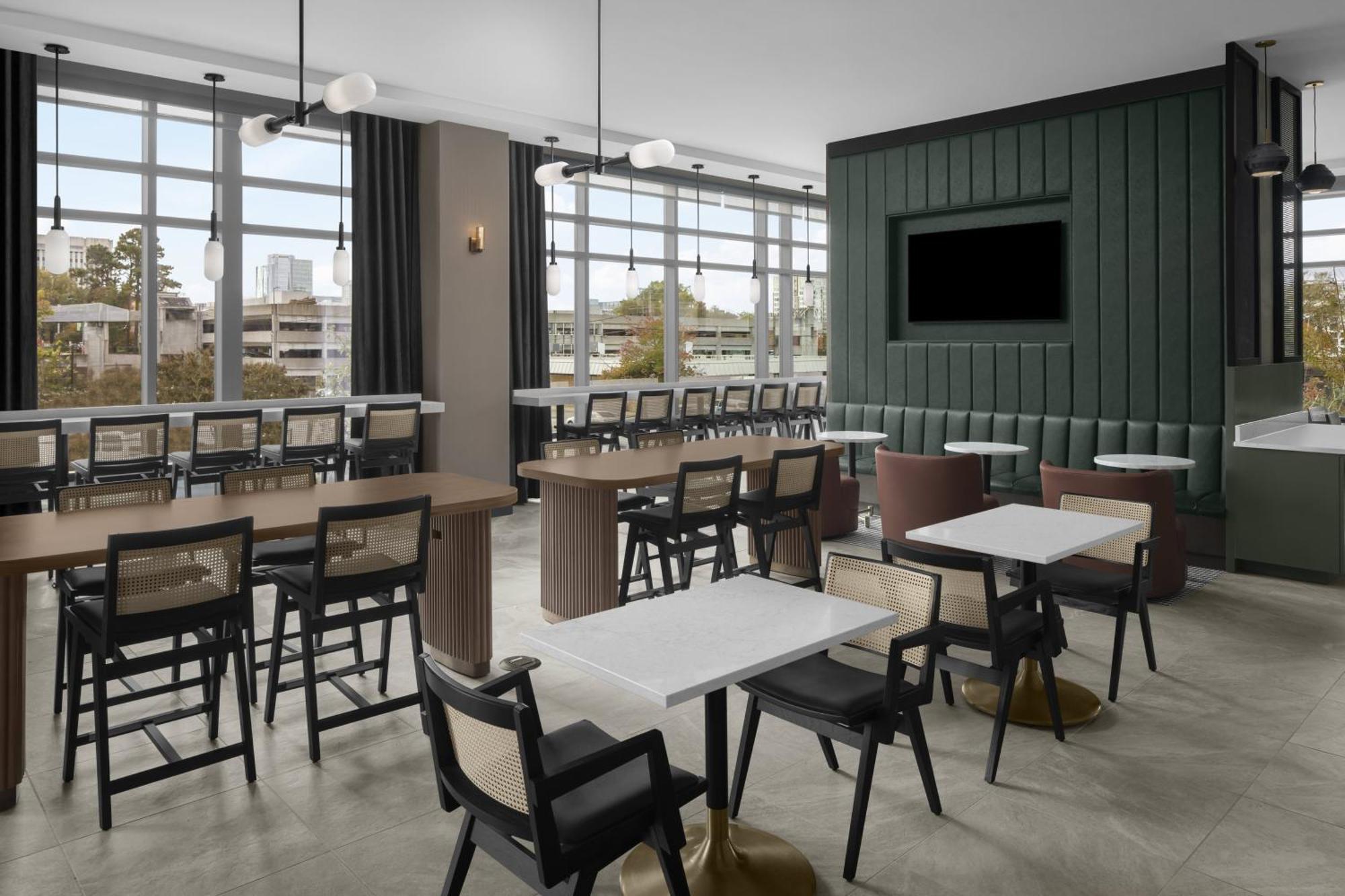 ホテル Hyatt House Raleigh Downtown/Seaboard Station エクステリア 写真