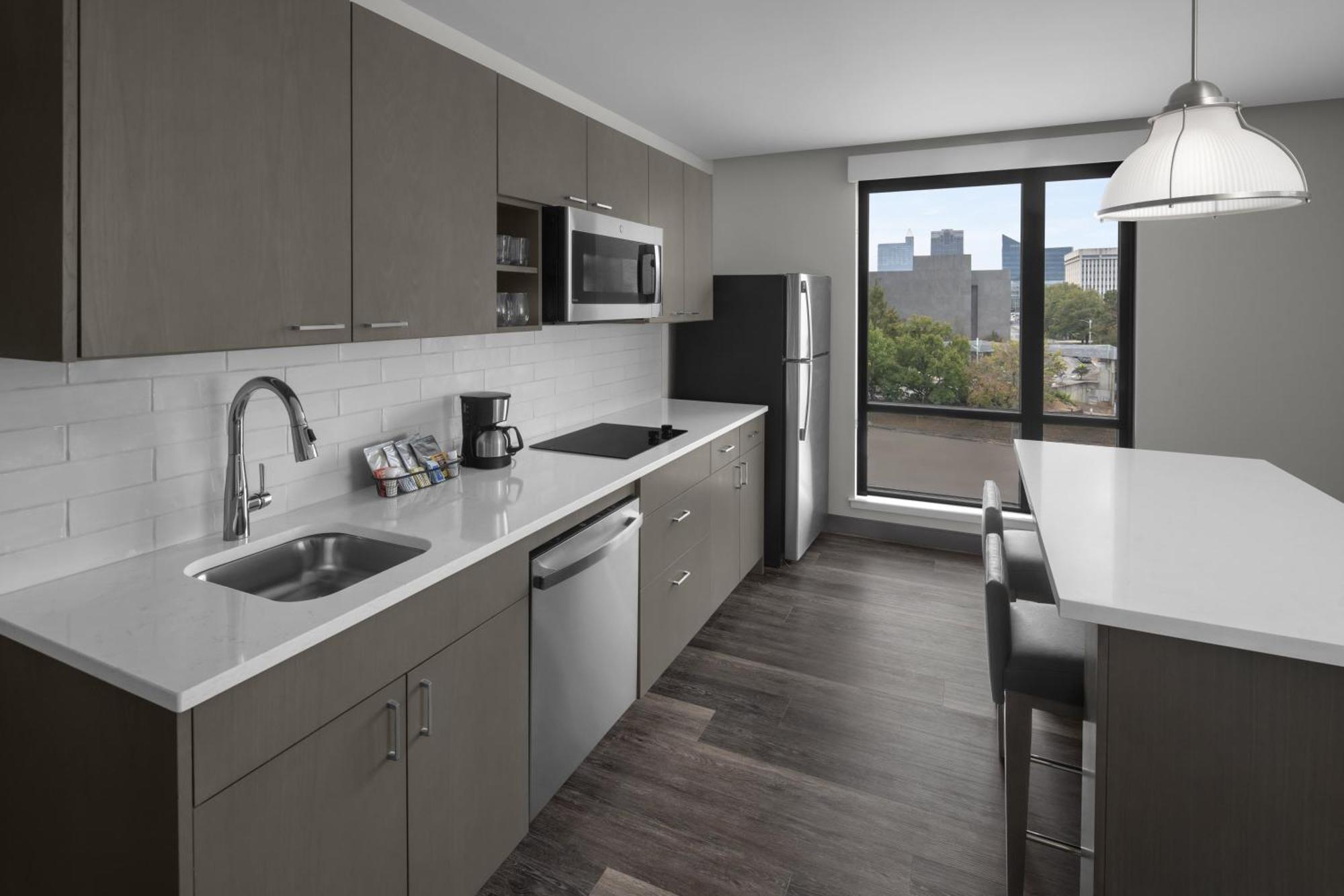 ホテル Hyatt House Raleigh Downtown/Seaboard Station エクステリア 写真